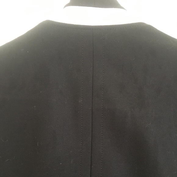 Single button blazer with white leather detail - Picture 4 of 8